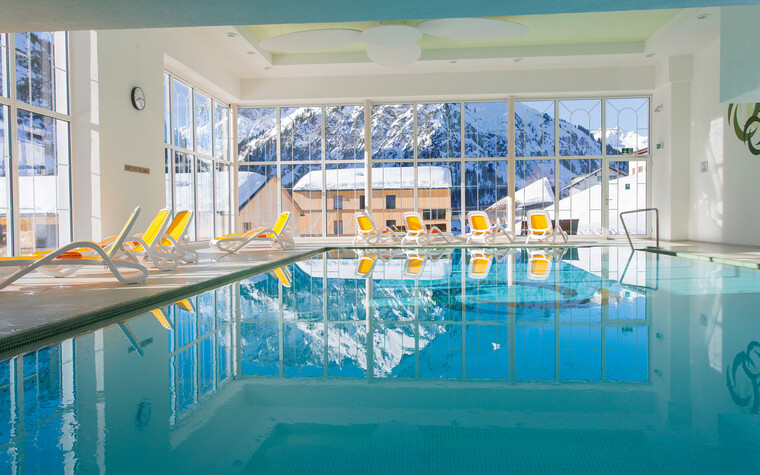Schwimmbad im Hotel Alte Krone | © Alte Krone